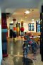 Ronald McDonald Kindervallei , Vlakenburg, Als uw kind een lichamelijke of meervoudige beperking heeft of langdurig ziek is, kan het een grote stap zijn om op een aangepaste vakantie te gaan